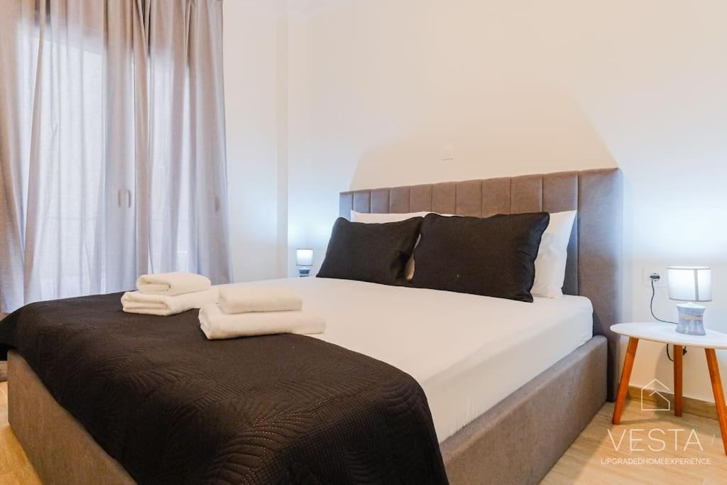 Theofilos Urban Apartment, Close To City Center เทสซาโลนิกิ ภายนอก รูปภาพ