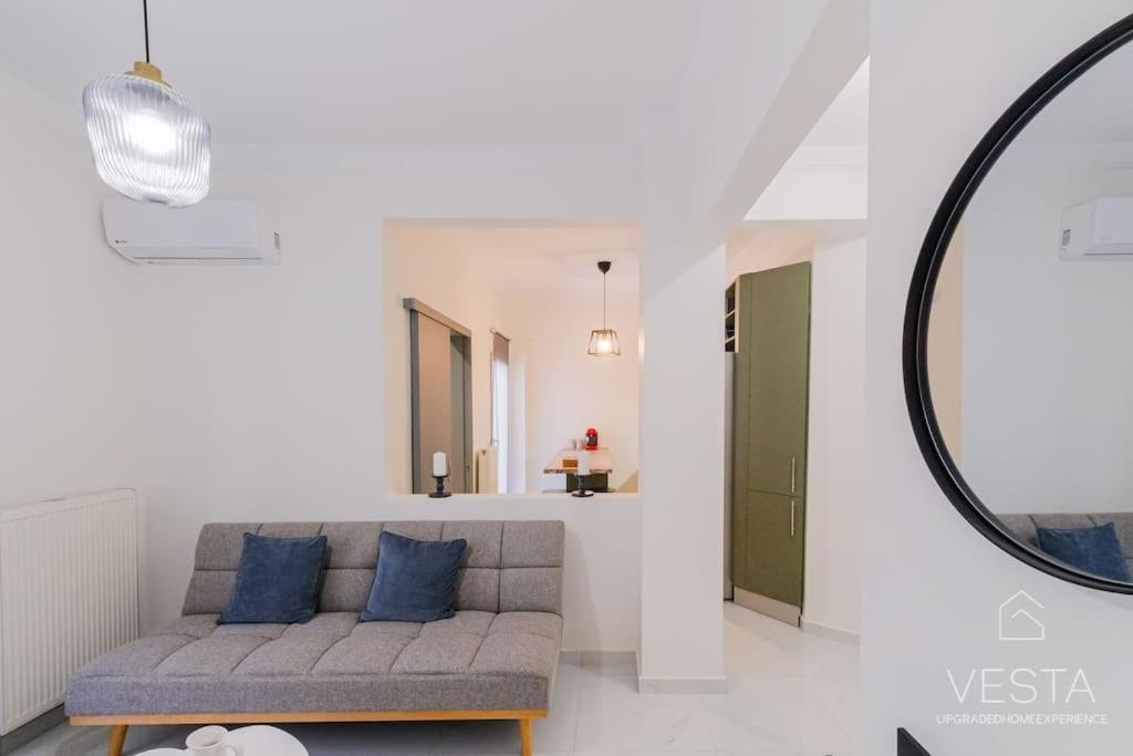 Theofilos Urban Apartment, Close To City Center เทสซาโลนิกิ ภายนอก รูปภาพ