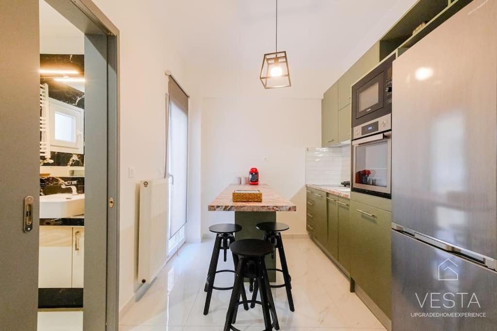 Theofilos Urban Apartment, Close To City Center เทสซาโลนิกิ ภายนอก รูปภาพ