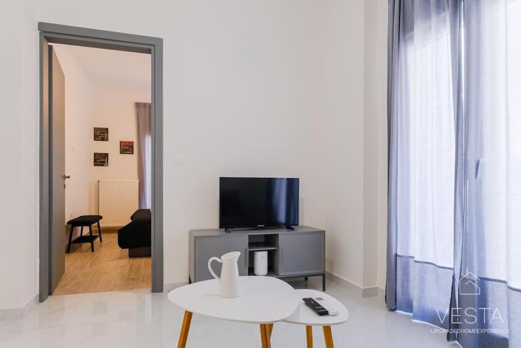 Theofilos Urban Apartment, Close To City Center เทสซาโลนิกิ ภายนอก รูปภาพ