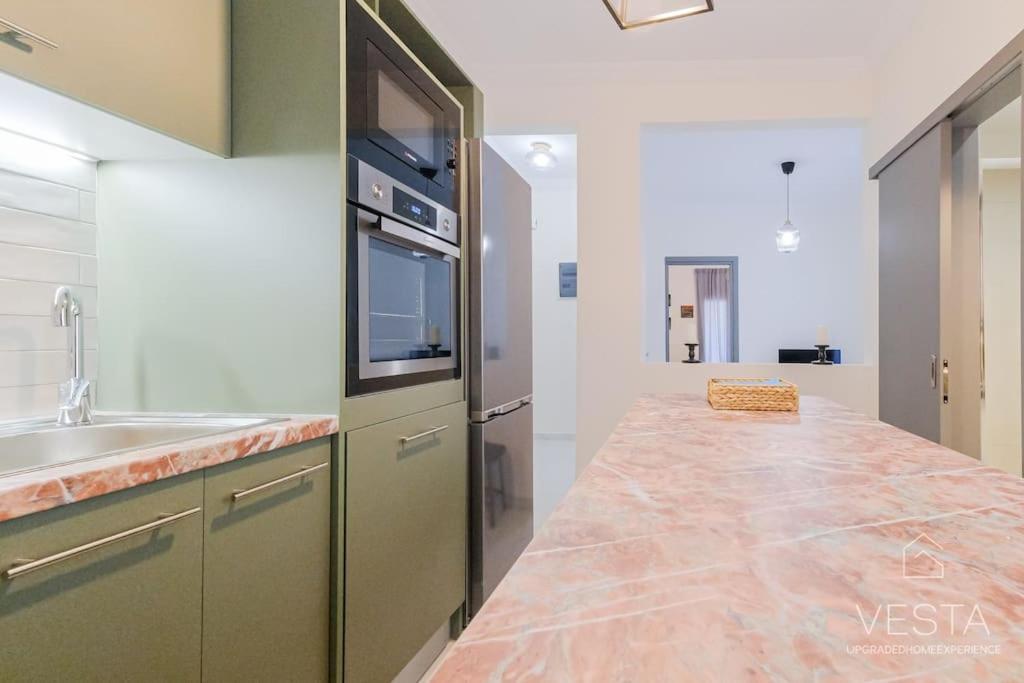 Theofilos Urban Apartment, Close To City Center เทสซาโลนิกิ ภายนอก รูปภาพ
